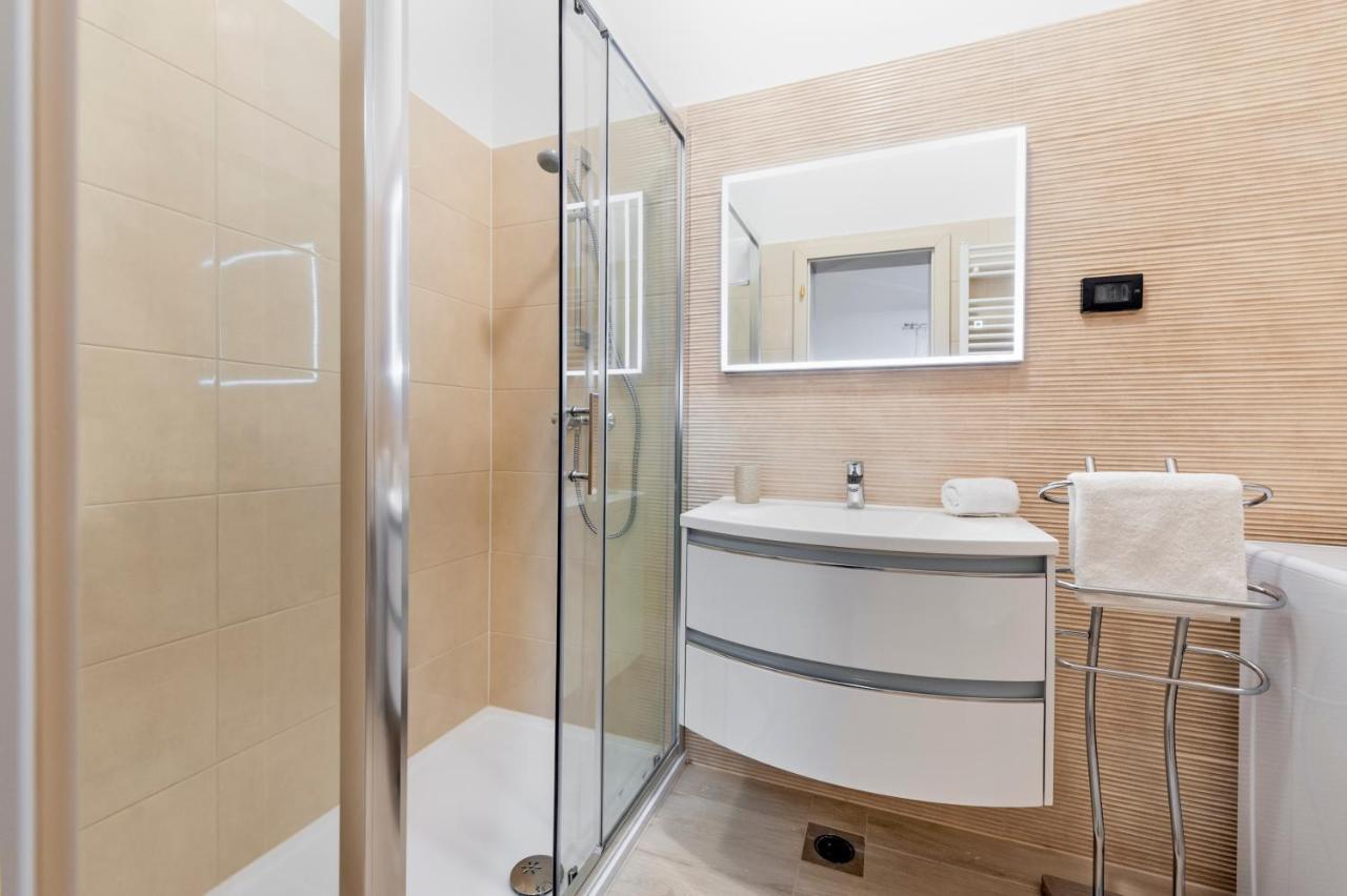 Comfort Apartments Karla Rovinj Luaran gambar