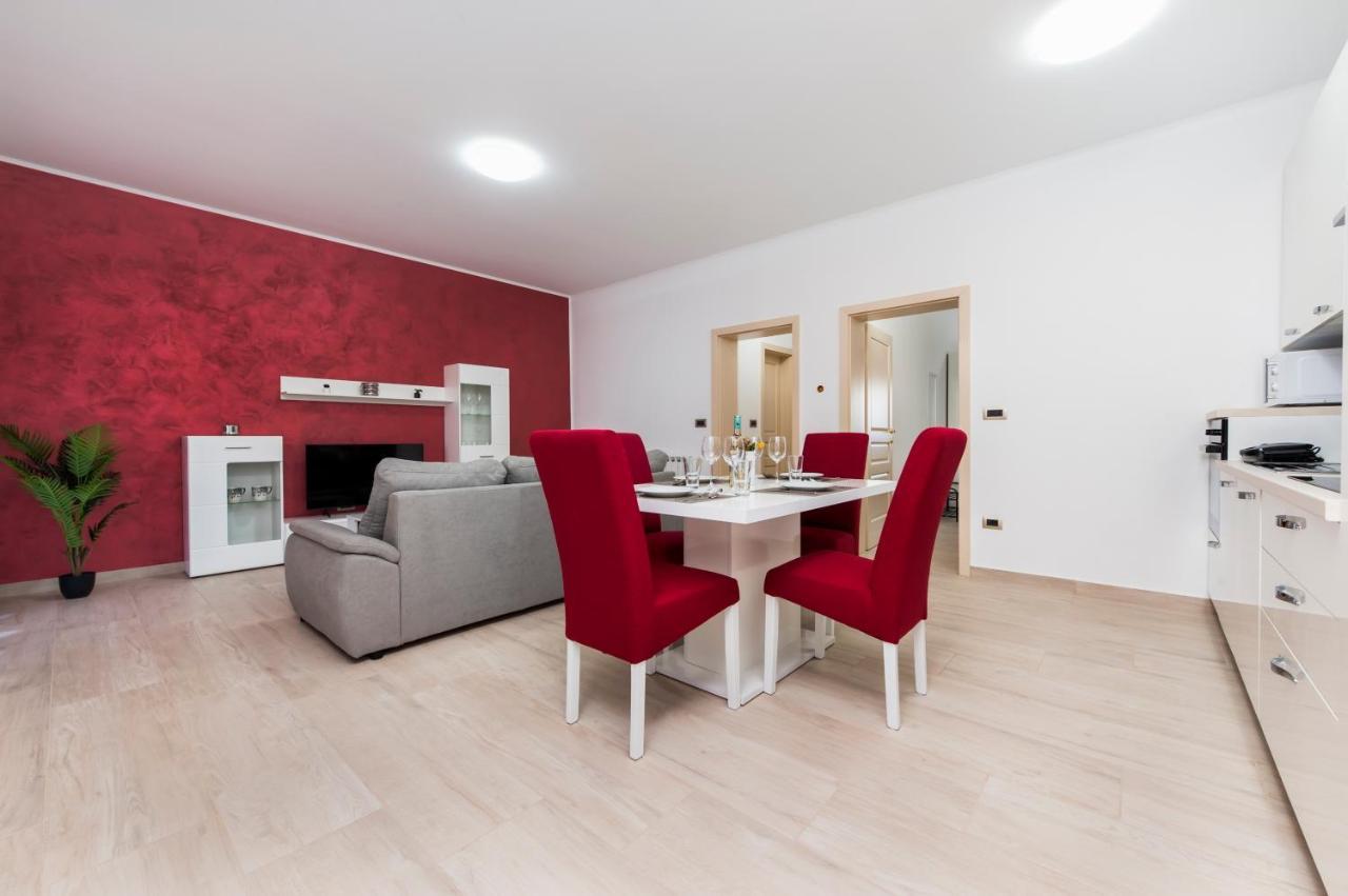 Comfort Apartments Karla Rovinj Luaran gambar
