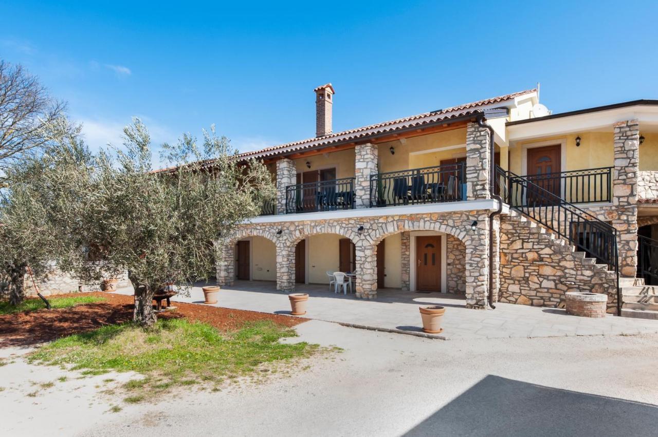Comfort Apartments Karla Rovinj Luaran gambar