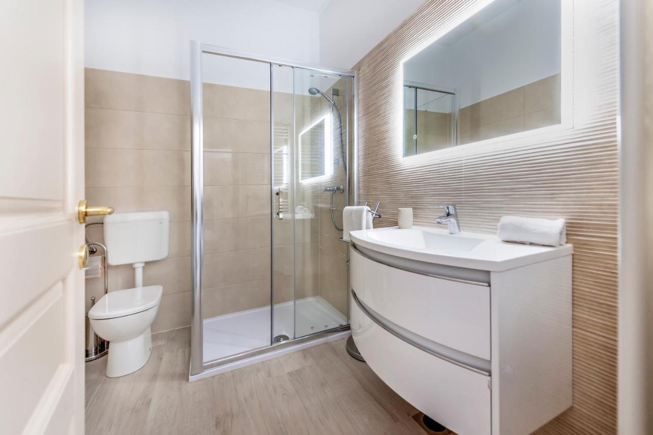 Comfort Apartments Karla Rovinj Luaran gambar