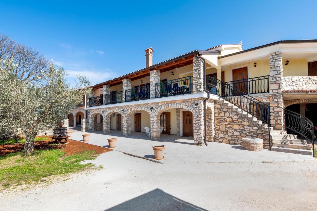 Comfort Apartments Karla Rovinj Luaran gambar